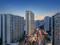 Echarm Hotel (Changsha High-Speed Rail South Station Wujian Sky Street) Hotels in Changsha
