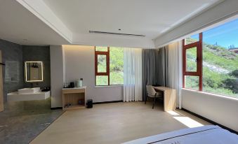 Yalu Hotel (Qamdo)