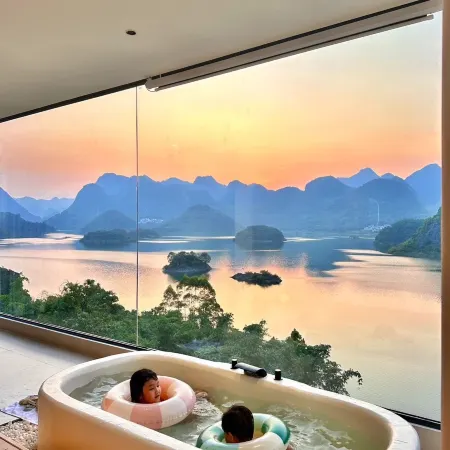 Mirror Lake Retreat