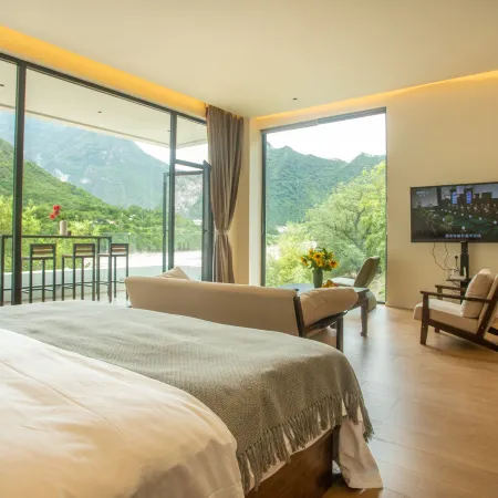 Weixi Shinian Jianglu Hotel