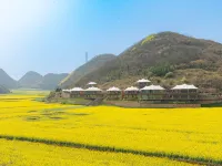 Fengcong Luxury Tent Homestay Hotels in Luoping