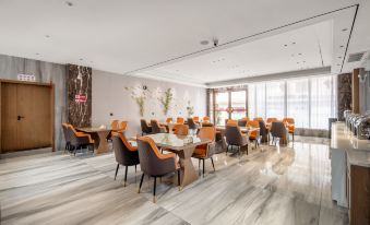 ZhiHe Hotel