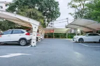 楽平南河花園ホテル（東湖公園仿古街） - 駐車場