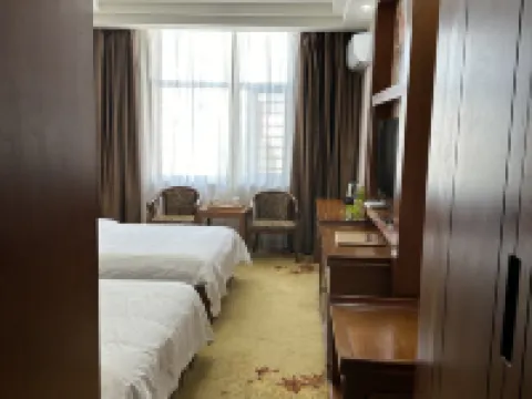Hualongsi Road Hotels in Hualong