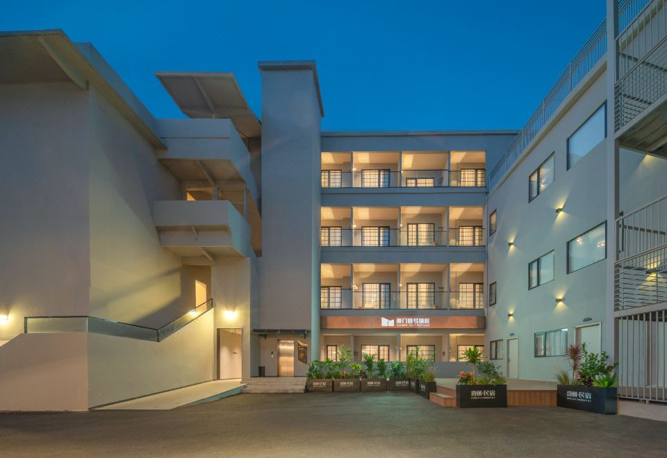 hotel overview picture