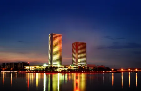 Pantower International Hotel Отели рядом со станцией KaipingSouth Railway Station