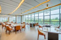 Howard Johnson Great Eagle Plaza Aksu - فطور