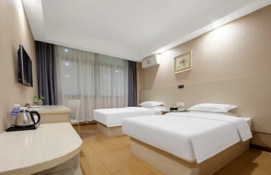 安居易酒店（黃石大冶高鐵北站店）