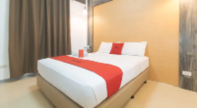 RedDoorz Plus @ EDSA Congressional