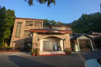 Moganshan Queen Hotel (inside Moganshan Scenic Area) Hotels near Sword Pond