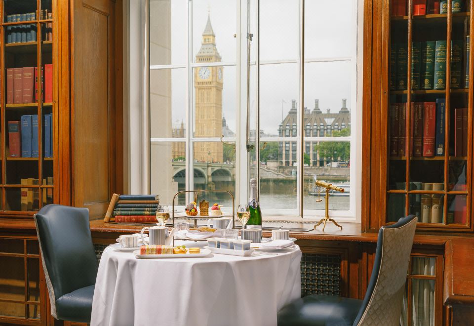 1. 런던 메리어트 ..