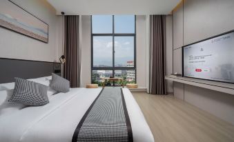 Pullman Mengzi Hotel (People's Hospital)