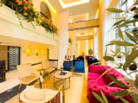 卡斯特爾曼谷飯店 拉特查普拉落普機場快捷站（Ratchaprarop Airport Rail Link Station）附近的飯店