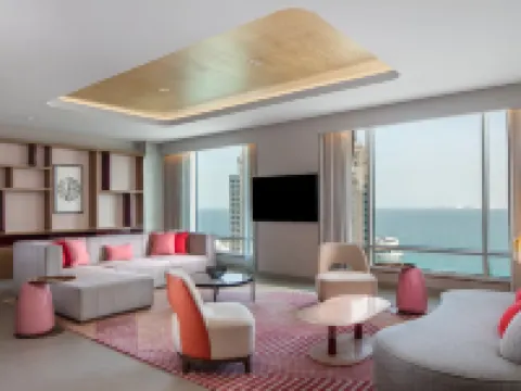 안다즈 도하, 바이 하얏트 도하 호텔