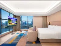 Mercure Chengdu Chunxi Road Tianfu Square Hotels near Tianfu Square