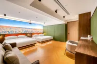 Light Play Cinema Homestay (Harbin Central Street Sofia Cathedral Store)