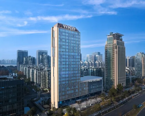 voco HANGZHOU BINJIANG MINGHAO by IHG Hotels near Binjiang