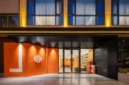 Yuanyunshe Hotel Отели рядом с достопримечательностью «Western Grand Gorge»