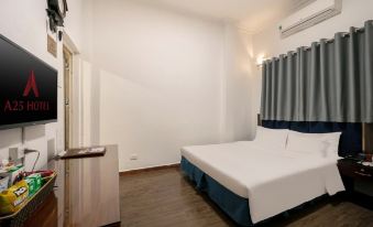 A25 Hotel - Doi Can 1