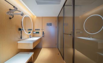 JI Hotel (Xiamen Haicang Dongfu Avenue)