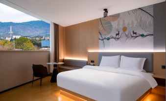 CLOUDS Yun Chain Hotel (Mile Shangyi Huquan Ecological Park)