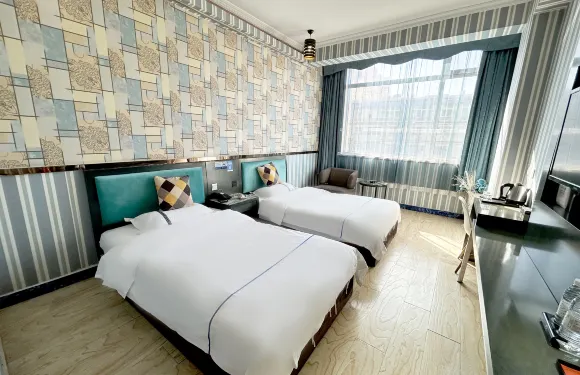 唐縣華尊時尚酒店（唐堯東路店）