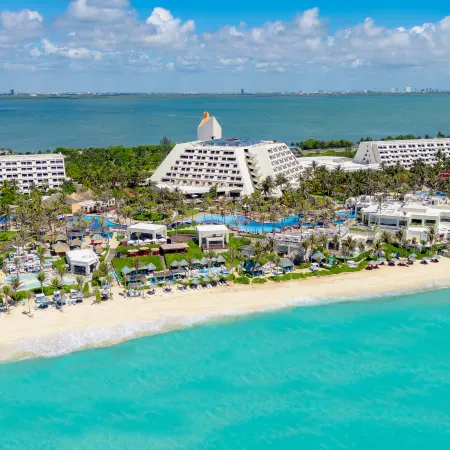 The Pyramid Cancun by Oasis - All Inclusive