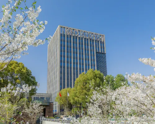 Gloria Grand Hotel Hotels near Yangming Station