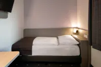 B&B HOTEL Frankfurt-Niederrad - 2-Sterne