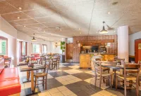 B&B HOTEL Marseille La Valentine Porte d'Aubagne Hôtels à : Allauch