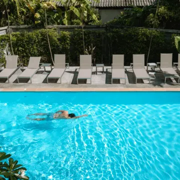 Seaside Naithon Phuket Hotel dekat Air Terjun Kluai