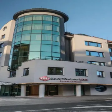 Best Western Plus Lozenetz Hotel โรงแรมใกล้ThaimOut