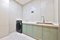 Qingji Hotel (Zhenxiong High-Speed Railway Station) - Park Yeri
