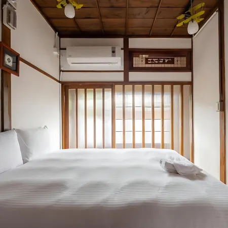 Victory Guest House Отели рядом с достопримечательностью «Академия Пиндуна»
