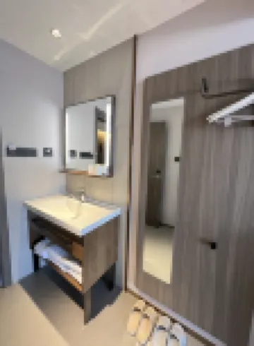 青島麗程酒店（青島火車站棧橋店）