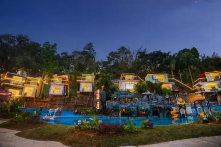 Mojiang Mozhilan Banshan Hotel