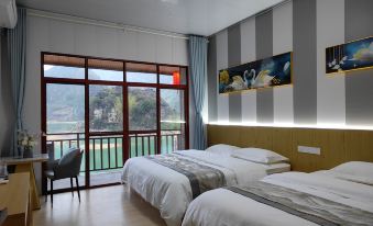 Lakeside Homestay (Haohan Lake Scenic Area)