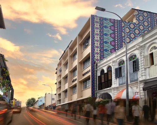 Coliwoo Hotel Kampong Glam - CoLiving (Newly Opened) Hôtels à proximité de : Centre commercial Golden Mile Complex