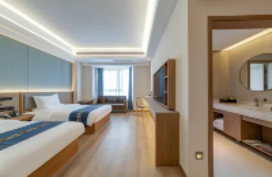 Elong R.YUN Hotel (Huayin Huashan Scenic Area Visitor Center Huashan North Station)
