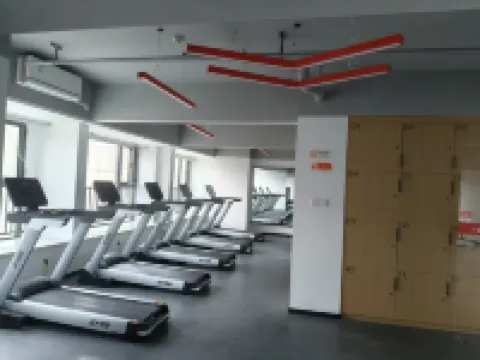 盛悅精選飯店（鄭州高鐵東站東廣場店）