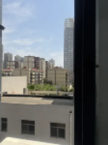 Ribera Cloud Hotel (Xi'an Datang Everbright City Big Wild Goose Pagoda Subway Station Branch) Hotel berhampiran Xi'an Administration College