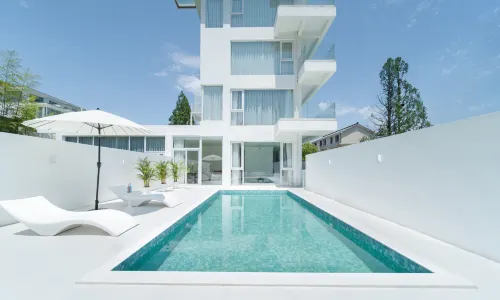 Yunfan Mogan Designer Light Luxury Homestay