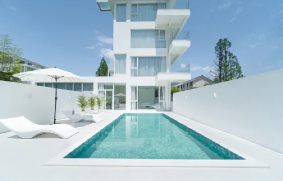 Yunfan Mogan Designer Light Luxury Homestay