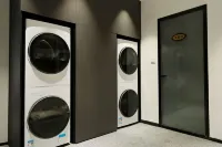 如雲設計師飯店（烏蘭浩特火車站五一廣場店） - 2 星級