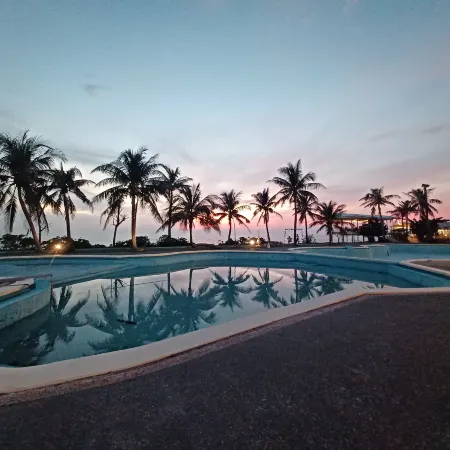 Jessamine Bay Hotel Resorts
