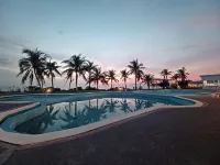 Jessamine Bay Hotel Resorts - شاطئ