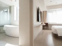 Floral Hotel·Seven Miles of Hotels Hotels near Ding Park