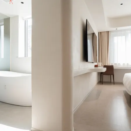 Floral Hotel·Seven Miles of Hotels
