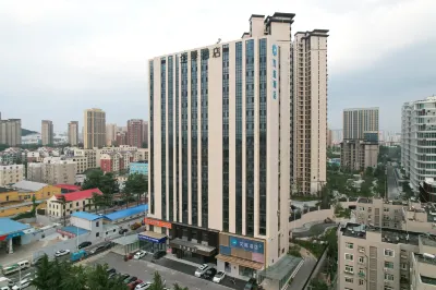 Qingdao Quanyi Homestay (Xinduxin Qingjiang Road Subway Station) Отели рядом с достопримечательностью «Северный лесной парк Пик-Шань»