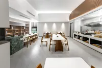 Chayuan Hotel (Taishun Fortune Plaza) Hotels in Taishun